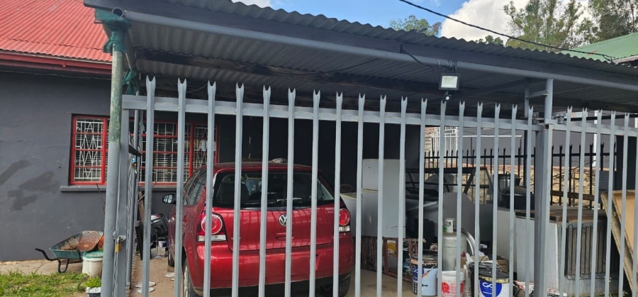 9 Bedroom Property for Sale in Lady Grey Eastern Cape